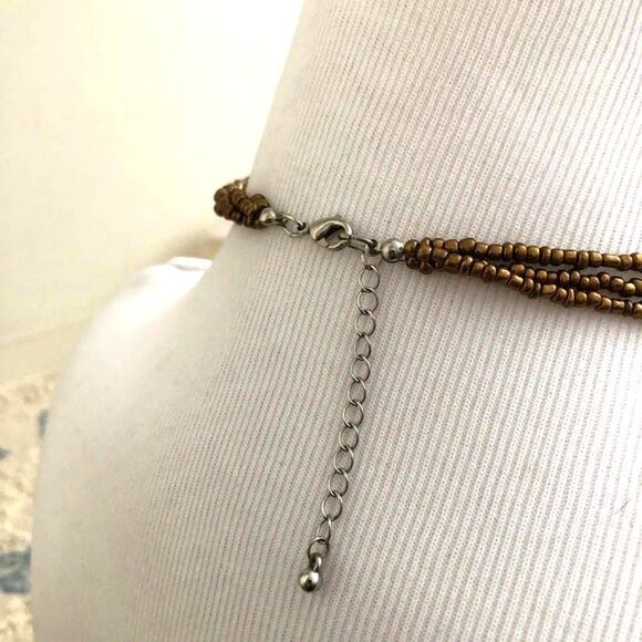 Layered Beaded Metallic Chip Stone Necklace - Picture 4 of 6